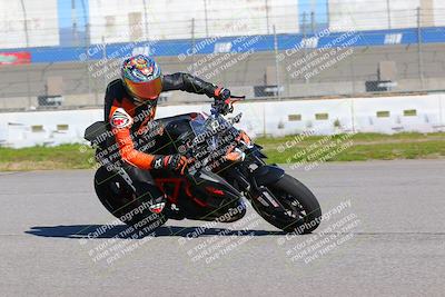 media/Jan-20-2023-Fastrack Riders (Fri) [[f2ad32aba3]]/Private/session 3 turn 9/